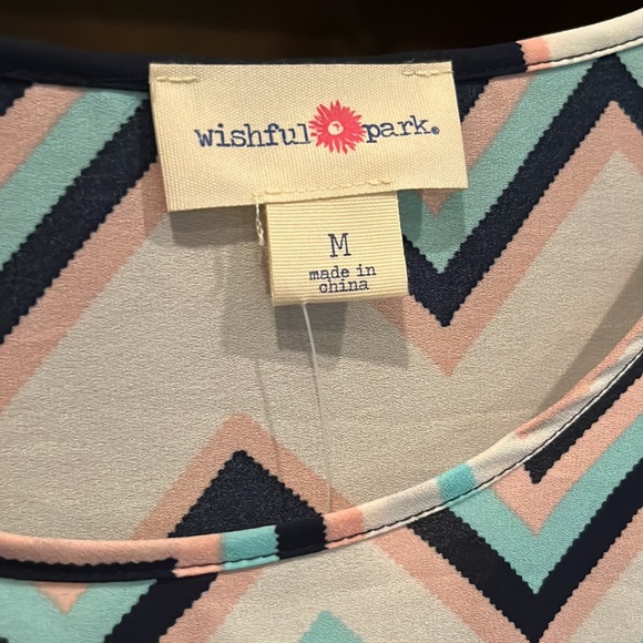 NWT medium long sleeve blouse - Picture 2 of 7